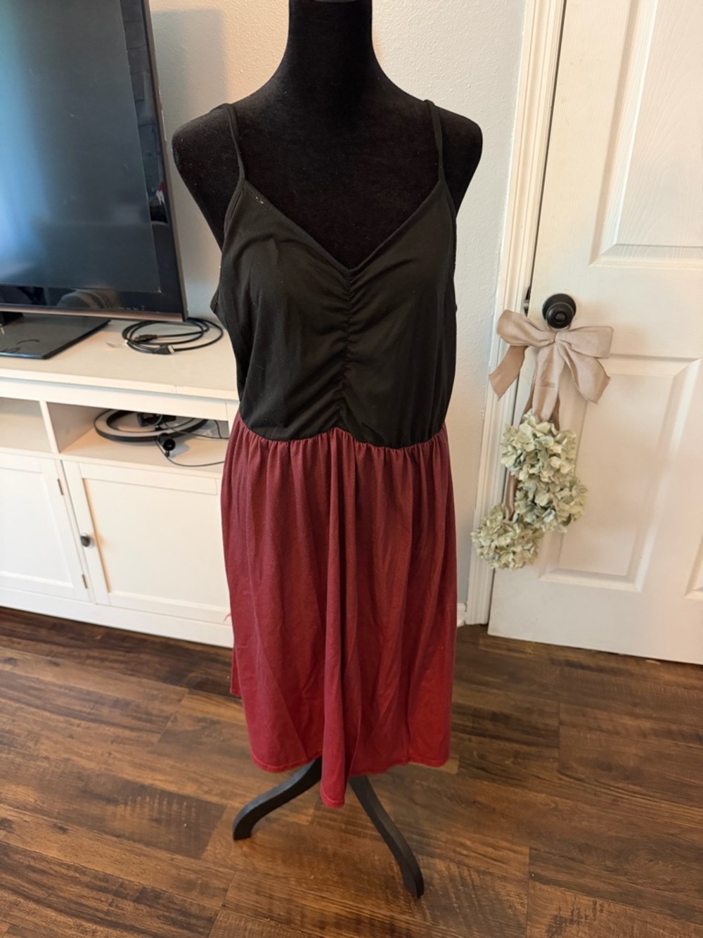 Two-Tone Spaghetti Strap Midi Dress in Black and Burgundy